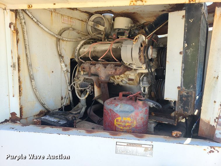 image for item MO9982 Elgin White Wing  street sweeper