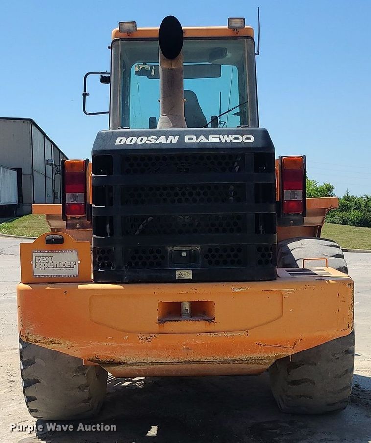 image for item MO9987 2007 Doosan MEGA200-V  wheel loader