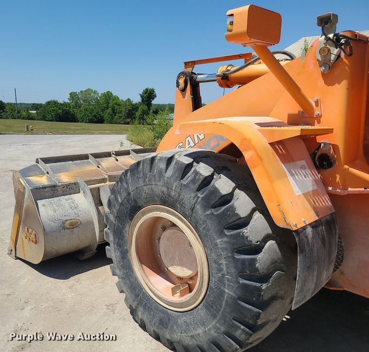 image for item MO9987 2007 Doosan MEGA200-V  wheel loader