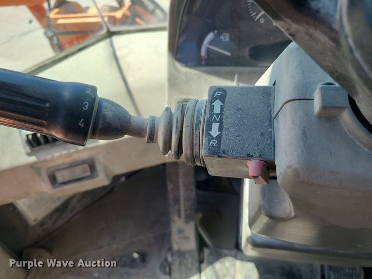 image for item MO9987 2007 Doosan MEGA200-V  wheel loader