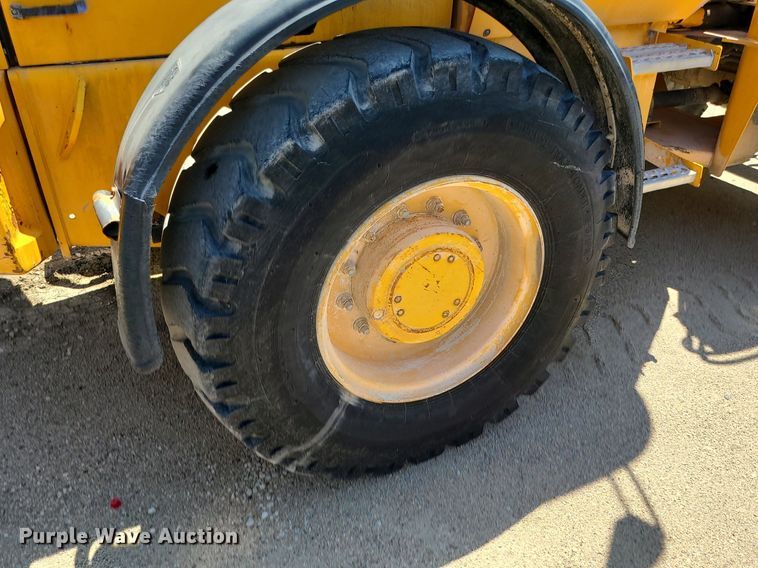 image for item MO9988 1997 JCB 416B  wheel loader