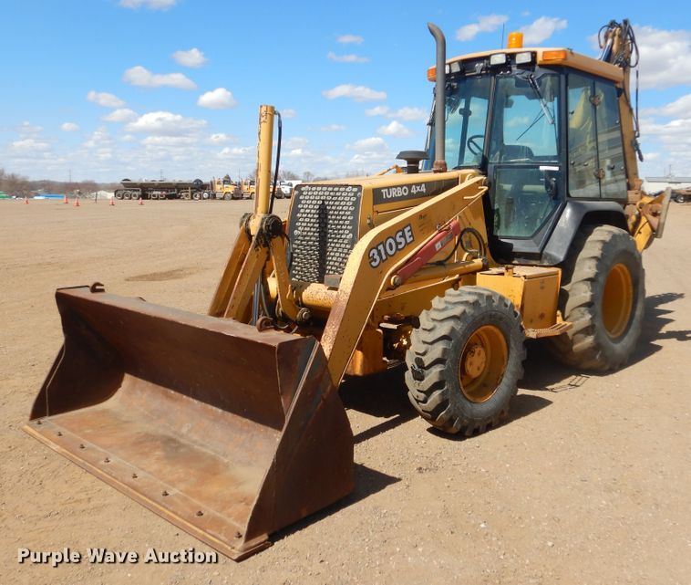 image for item MY9015 1998 John Deere 310SE  backhoe