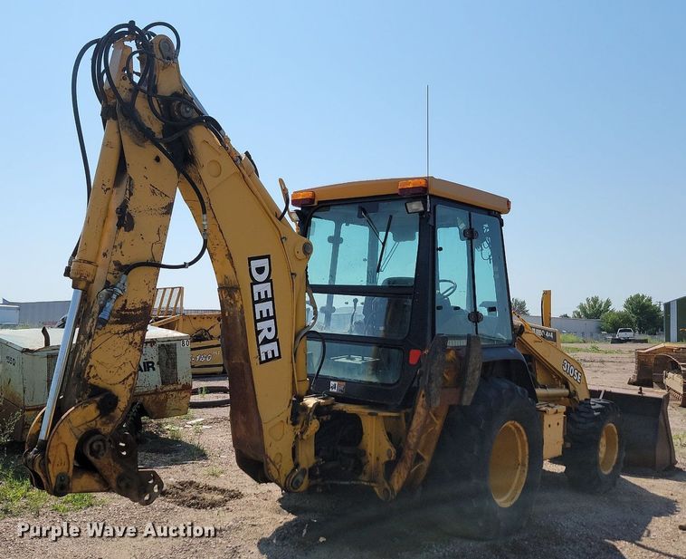 image for item MY9015 1998 John Deere 310SE  backhoe