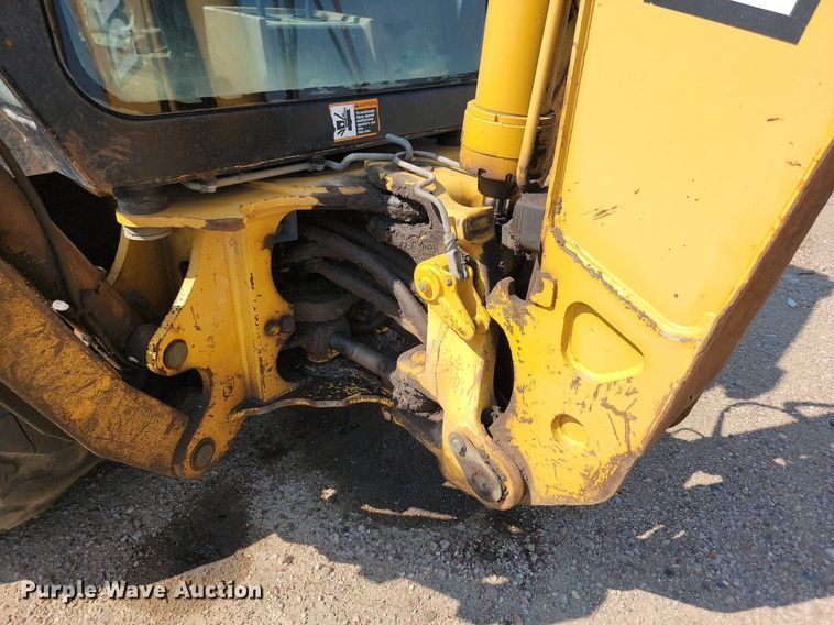 image for item MY9015 1998 John Deere 310SE  backhoe