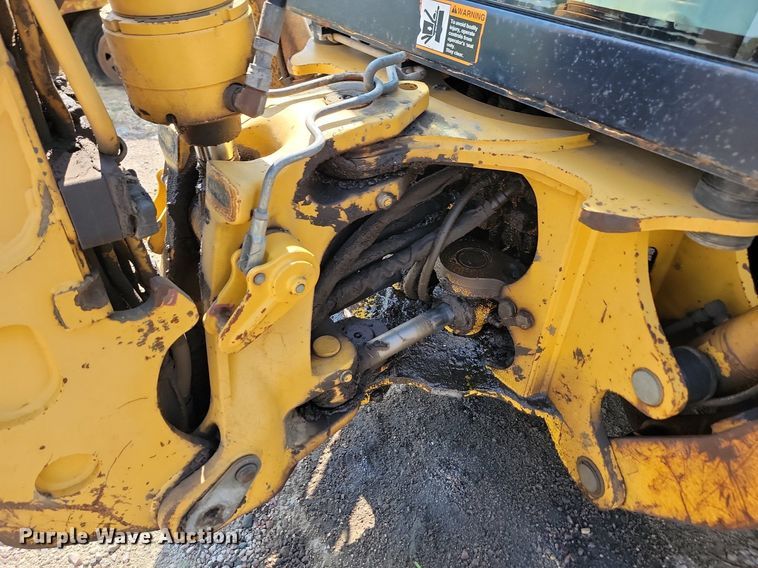image for item MY9015 1998 John Deere 310SE  backhoe