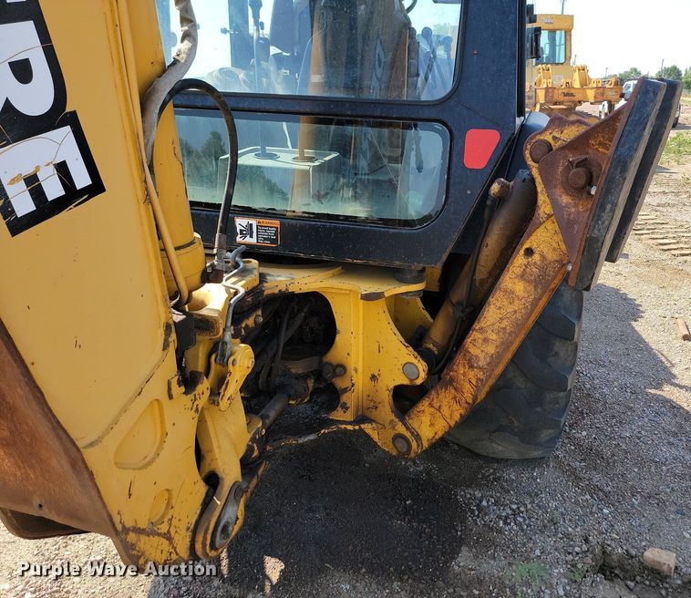 image for item MY9015 1998 John Deere 310SE  backhoe