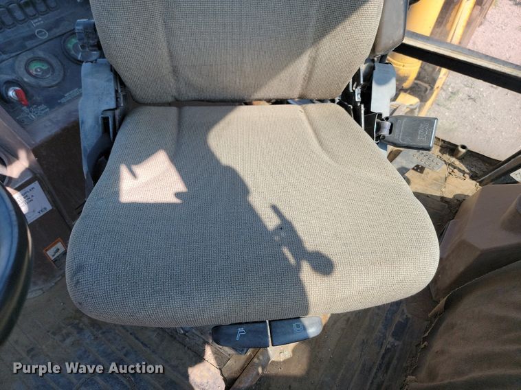 image for item MY9015 1998 John Deere 310SE  backhoe