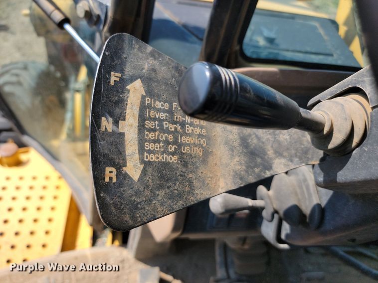 image for item MY9015 1998 John Deere 310SE  backhoe