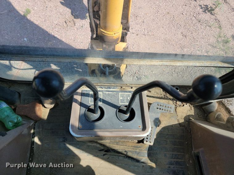 image for item MY9015 1998 John Deere 310SE  backhoe