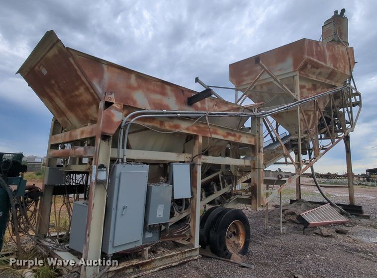 image for item MY9472 1972 Vince-hagan HT-7250-25  batch plant