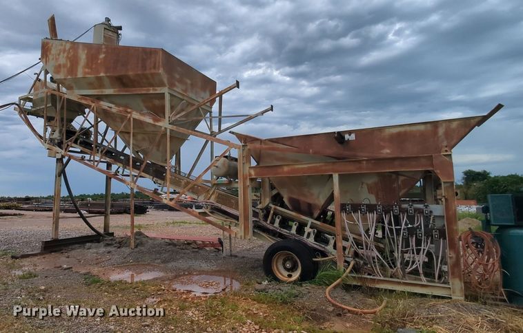 image for item MY9472 1972 Vince-hagan HT-7250-25  batch plant