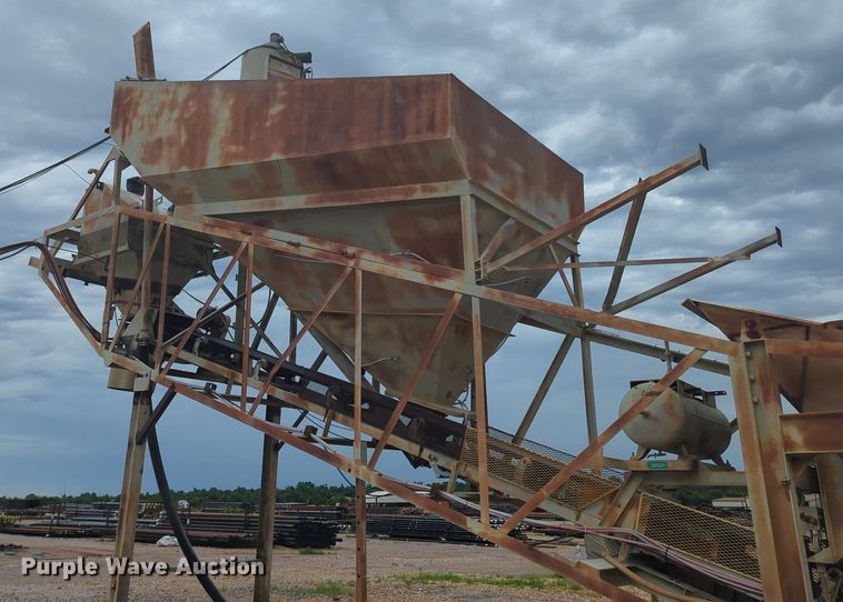 image for item MY9472 1972 Vince-hagan HT-7250-25  batch plant