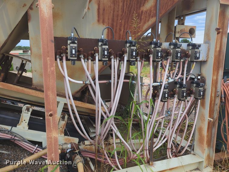 image for item MY9472 1972 Vince-hagan HT-7250-25  batch plant