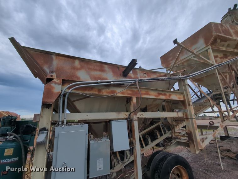 image for item MY9472 1972 Vince-hagan HT-7250-25  batch plant