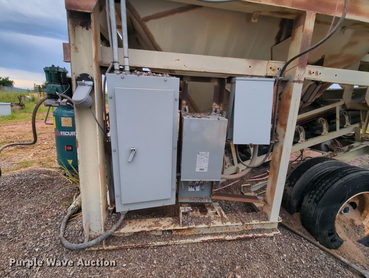 image for item MY9472 1972 Vince-hagan HT-7250-25  batch plant