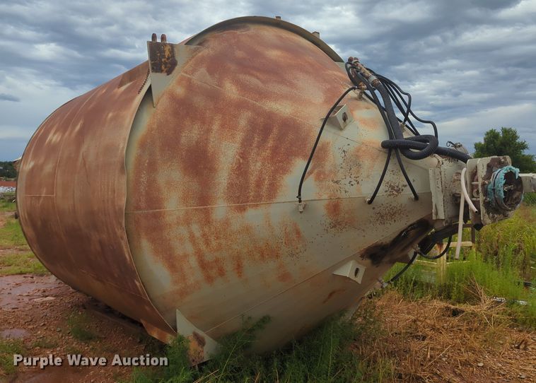 image for item MY9472 1972 Vince-hagan HT-7250-25  batch plant