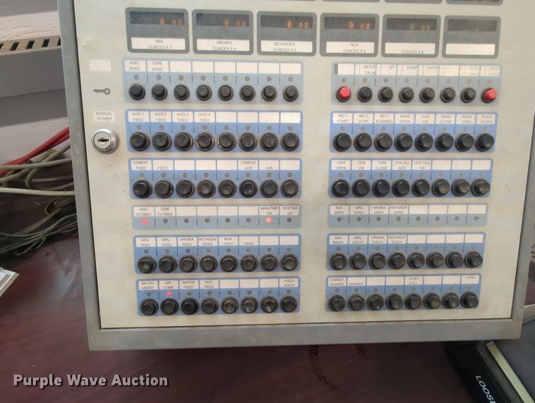 image for item MY9472 1972 Vince-hagan HT-7250-25  batch plant