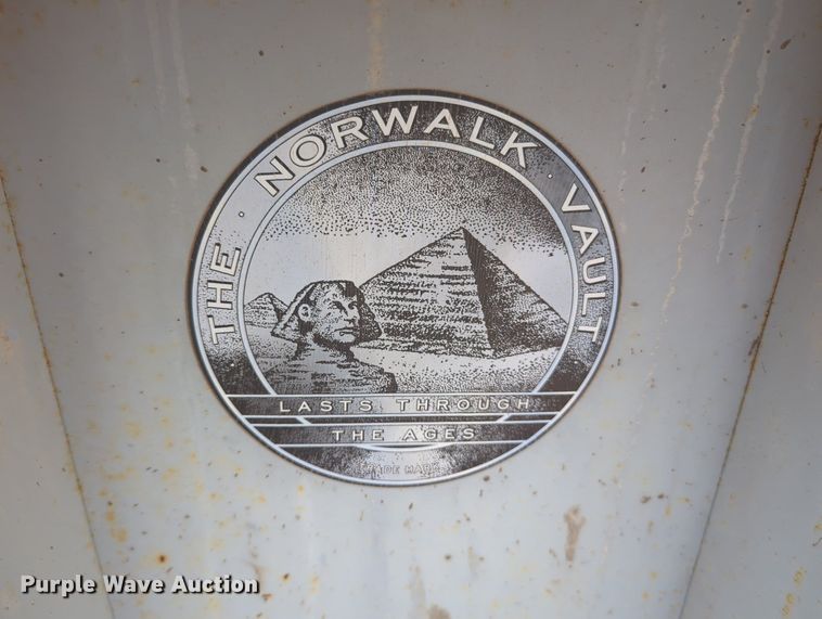 image for item MY9473 The Norwalk Vault concrete form