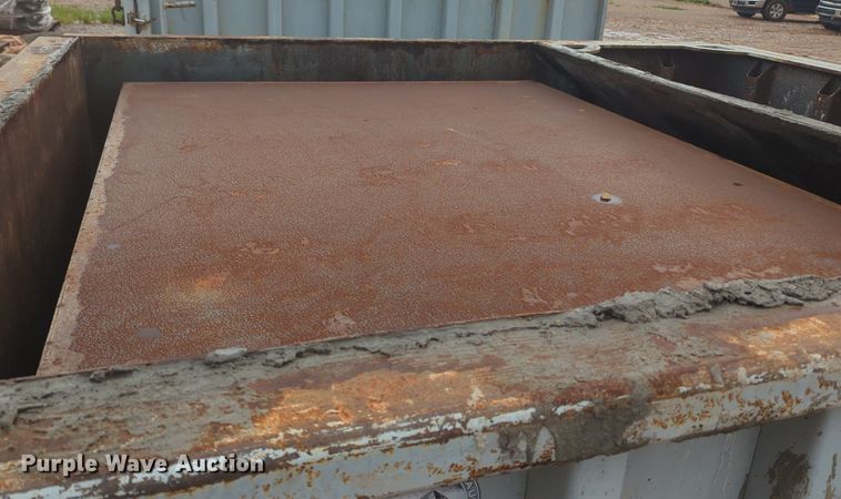 image for item MY9473 The Norwalk Vault concrete form