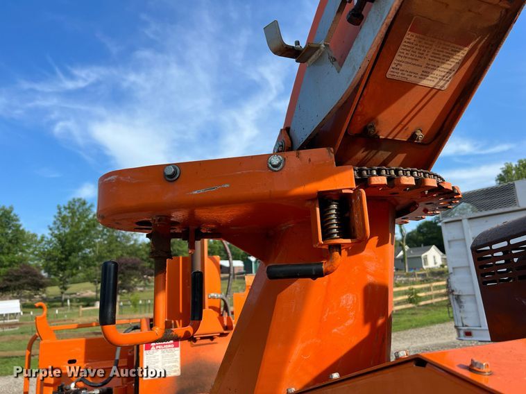 image for item NA9001 2018 Bandit Intimidator 12XP  wood chipper