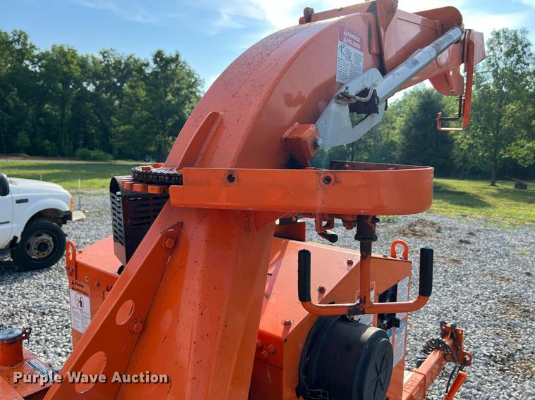 image for item NA9001 2018 Bandit Intimidator 12XP  wood chipper