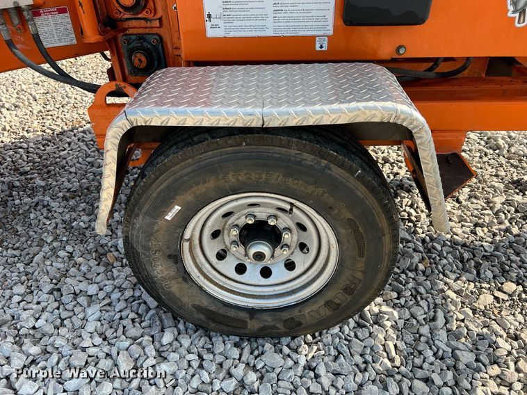 image for item NA9001 2018 Bandit Intimidator 12XP  wood chipper