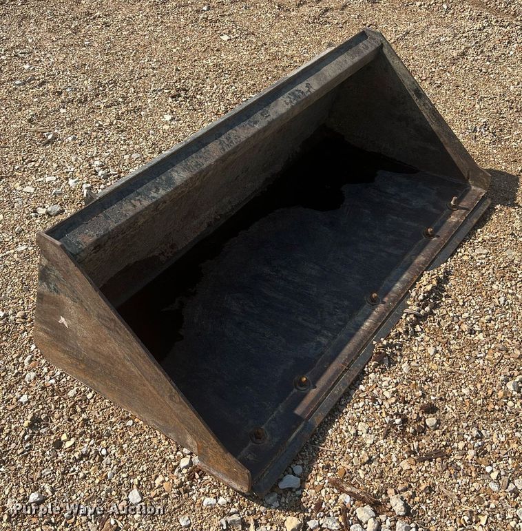 image for item NA9002 60" W skid steer bucket