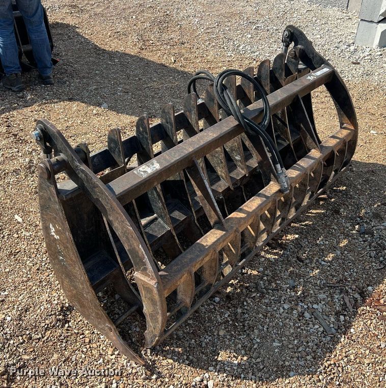 image for item NA9004 Anbo  79" W skid steer grapple bucket