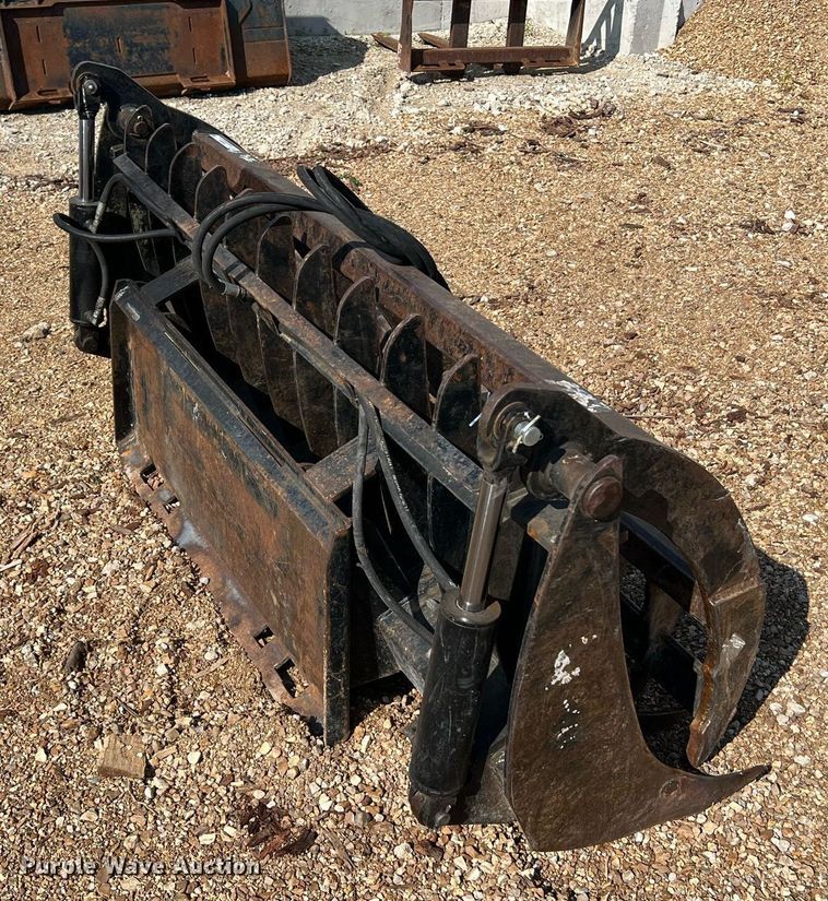 image for item NA9004 Anbo  79" W skid steer grapple bucket