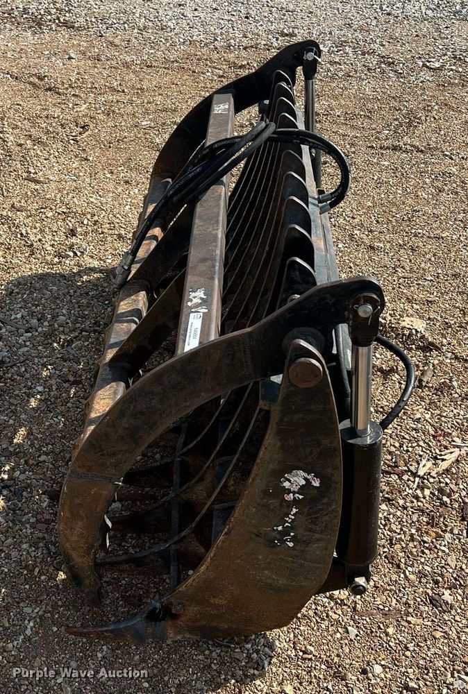 image for item NA9004 Anbo  79" W skid steer grapple bucket