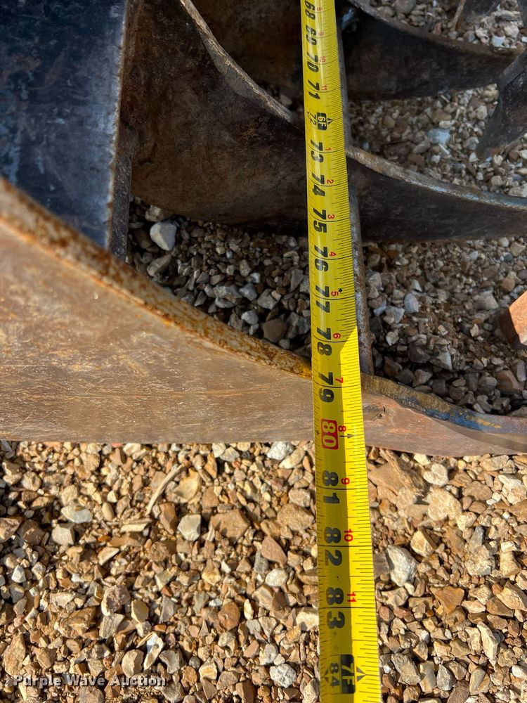 image for item NA9004 Anbo  79" W skid steer grapple bucket