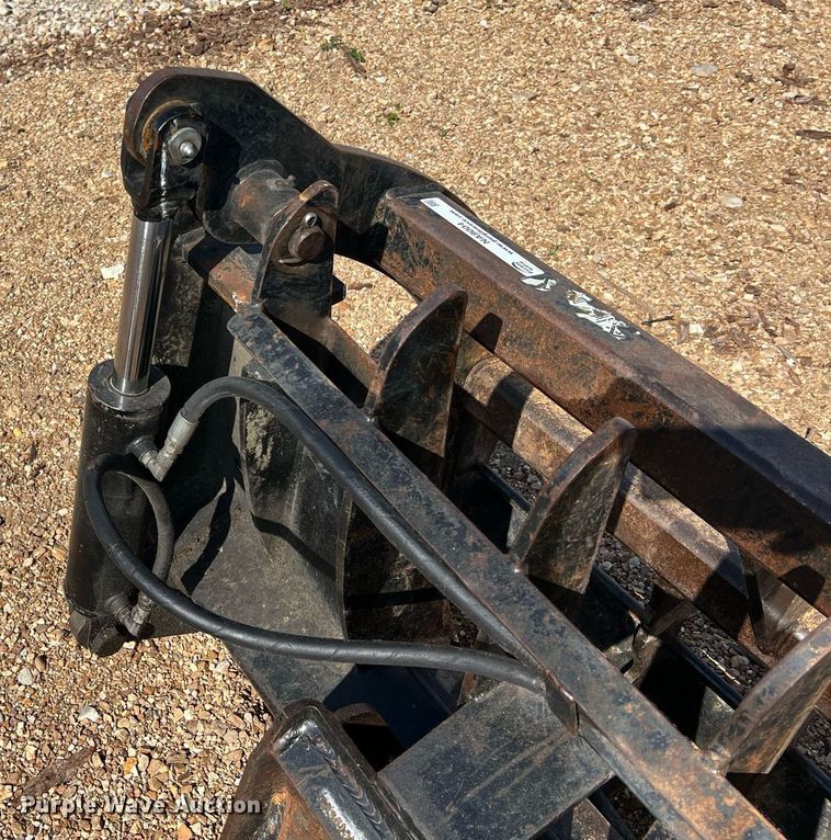 image for item NA9004 Anbo  79" W skid steer grapple bucket