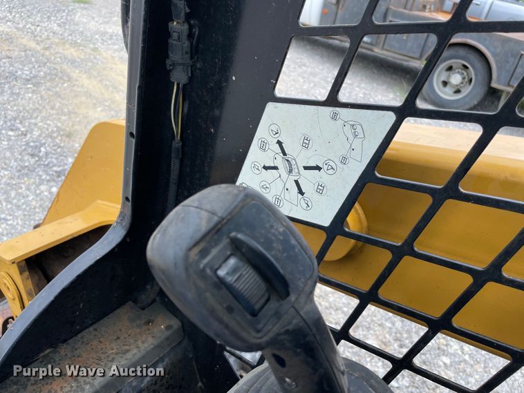 image for item NB9059 2015 Caterpillar 259D  tracked skid steer loader