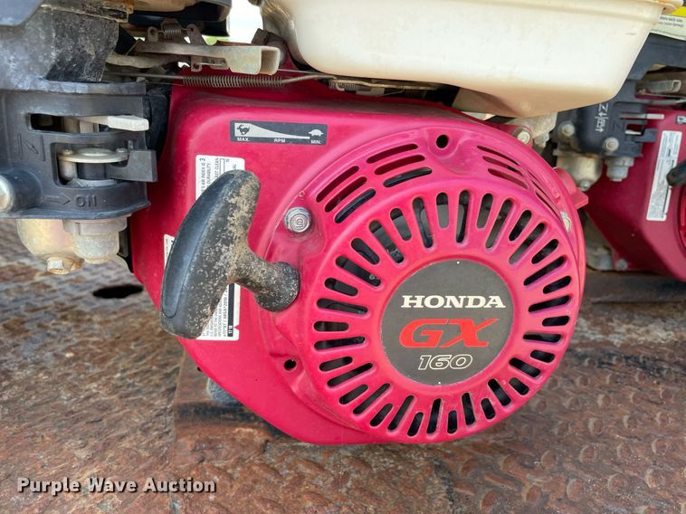 image for item NB9061 1993 Mack CH613  flatbed truck