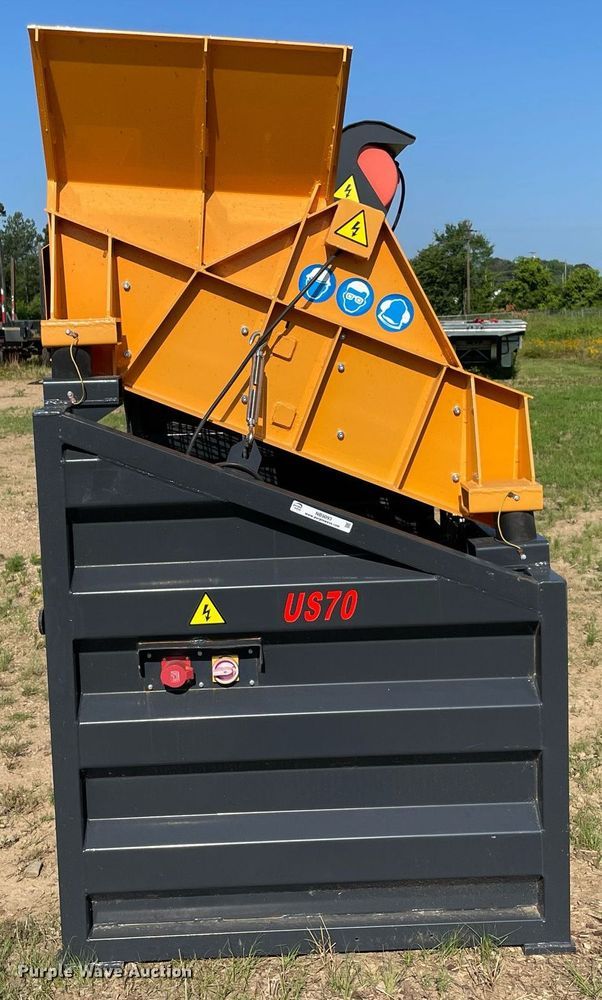 image for item NB9093 Paladin US70  vibratory screen