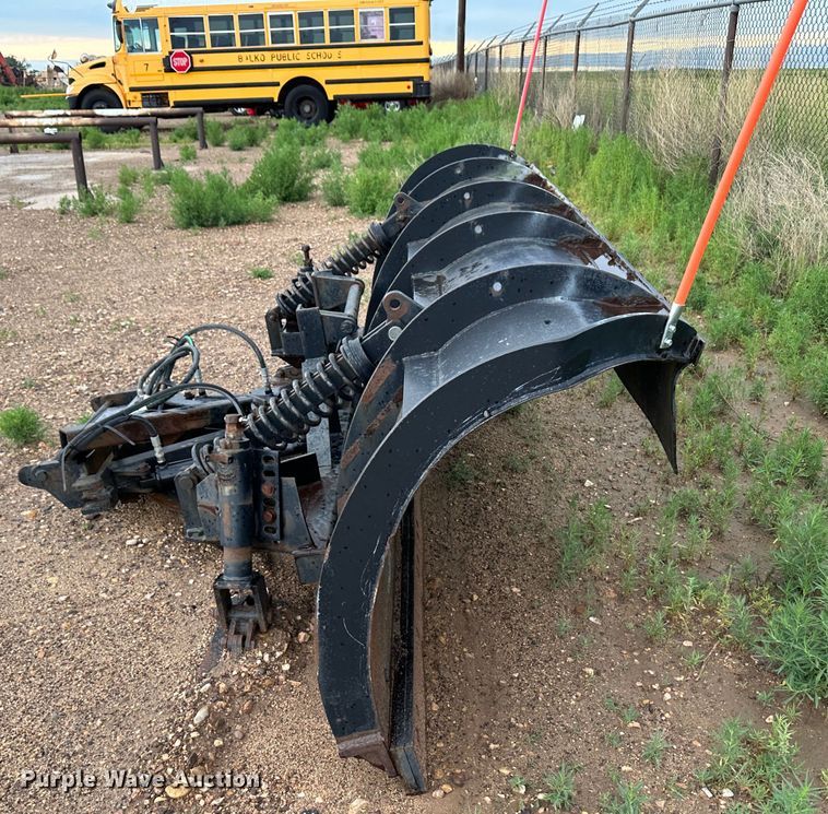 image for item NE9043 Snow plow