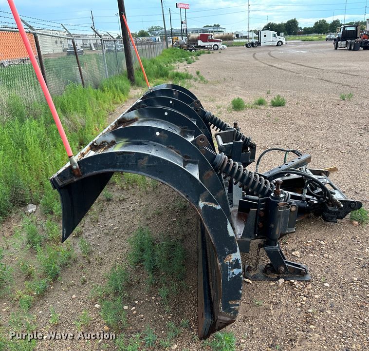 image for item NE9043 Snow plow