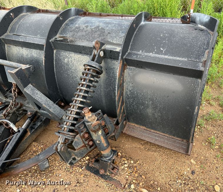 image for item NE9043 Snow plow