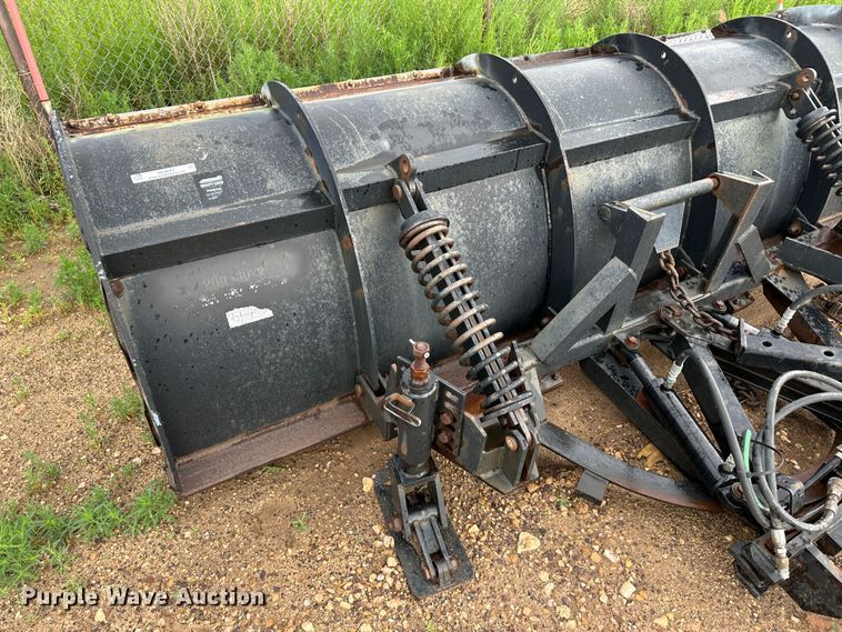 image for item NE9043 Snow plow