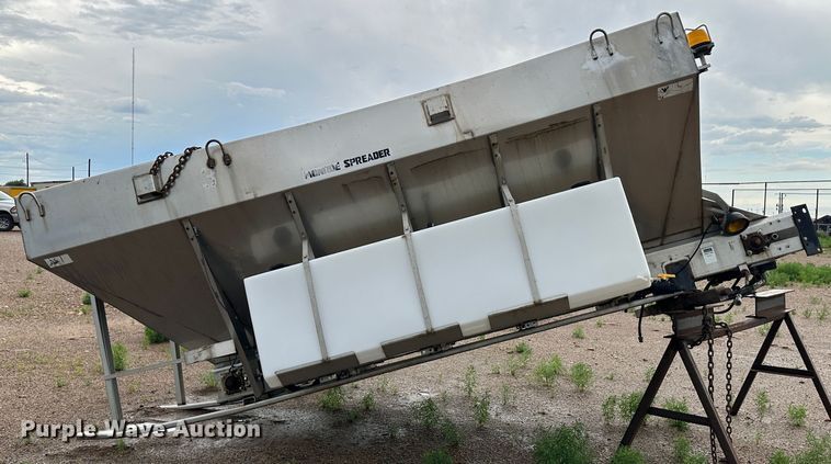 image for item NE9044 Monroe  spreader