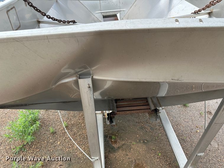 image for item NE9044 Monroe  spreader