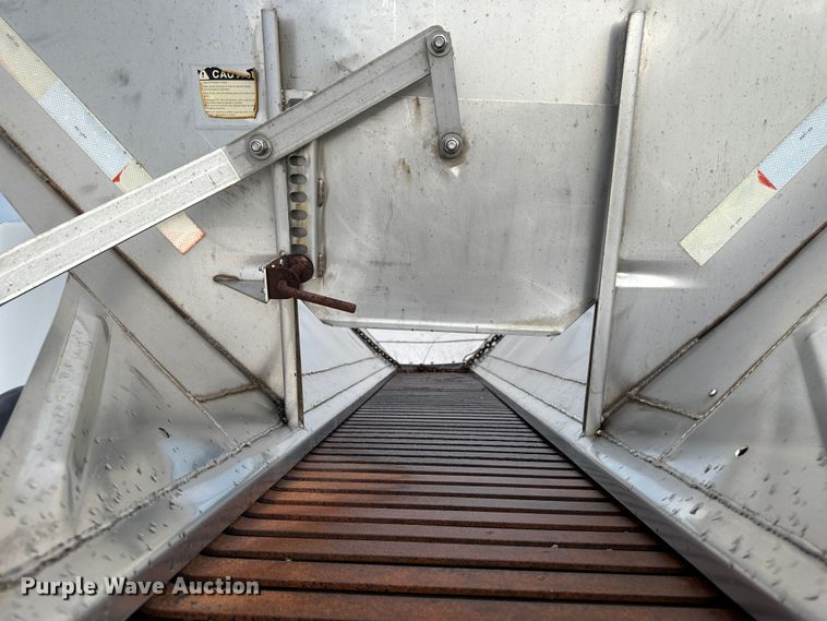 image for item NE9044 Monroe  spreader