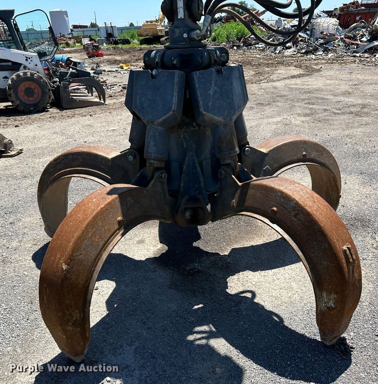 image for item NE9079 2003 Fuchs-Terex MHL340  material handler