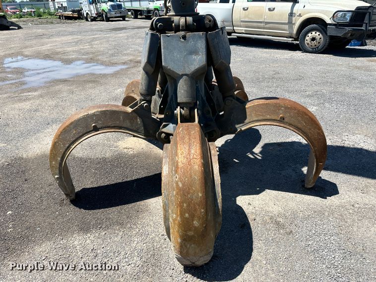 image for item NE9079 2003 Fuchs-Terex MHL340  material handler