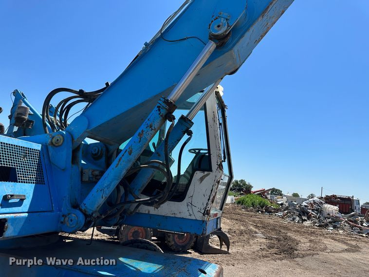 image for item NE9079 2003 Fuchs-Terex MHL340  material handler