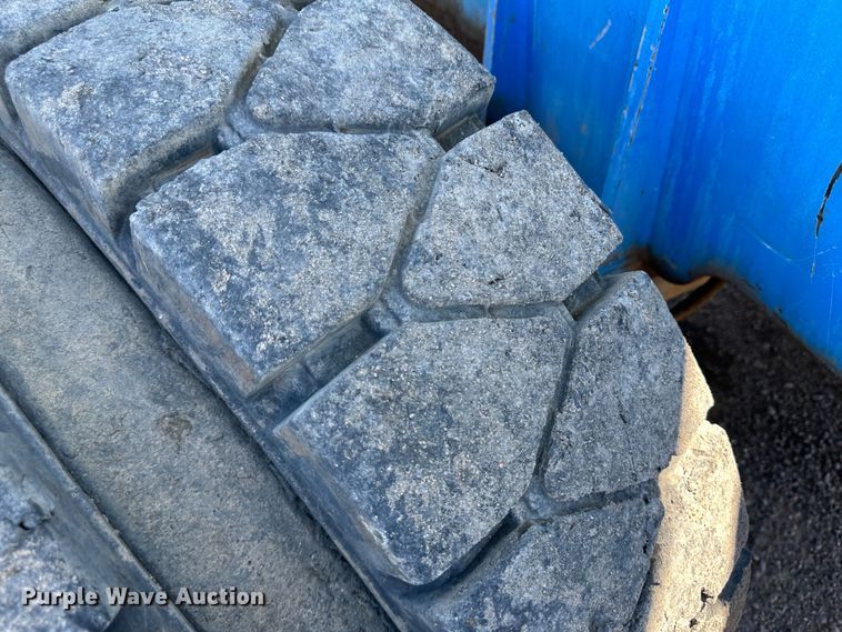 image for item NE9079 2003 Fuchs-Terex MHL340  material handler