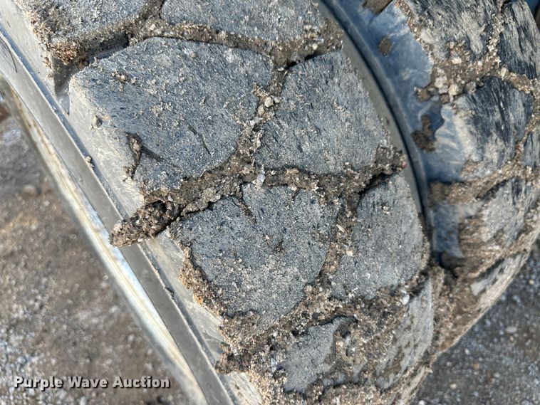 image for item NE9079 2003 Fuchs-Terex MHL340  material handler