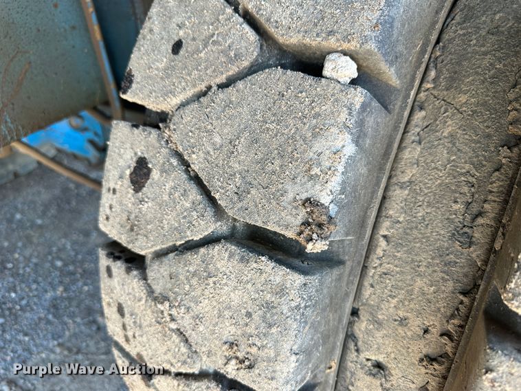 image for item NE9079 2003 Fuchs-Terex MHL340  material handler