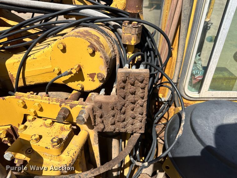 image for item NM9324 Caterpillar 623B  water wagon