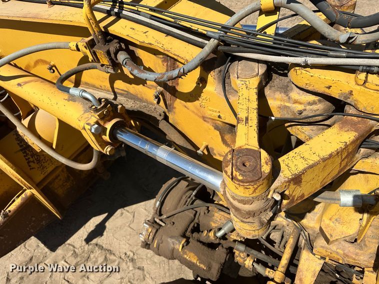 image for item NM9324 Caterpillar 623B  water wagon